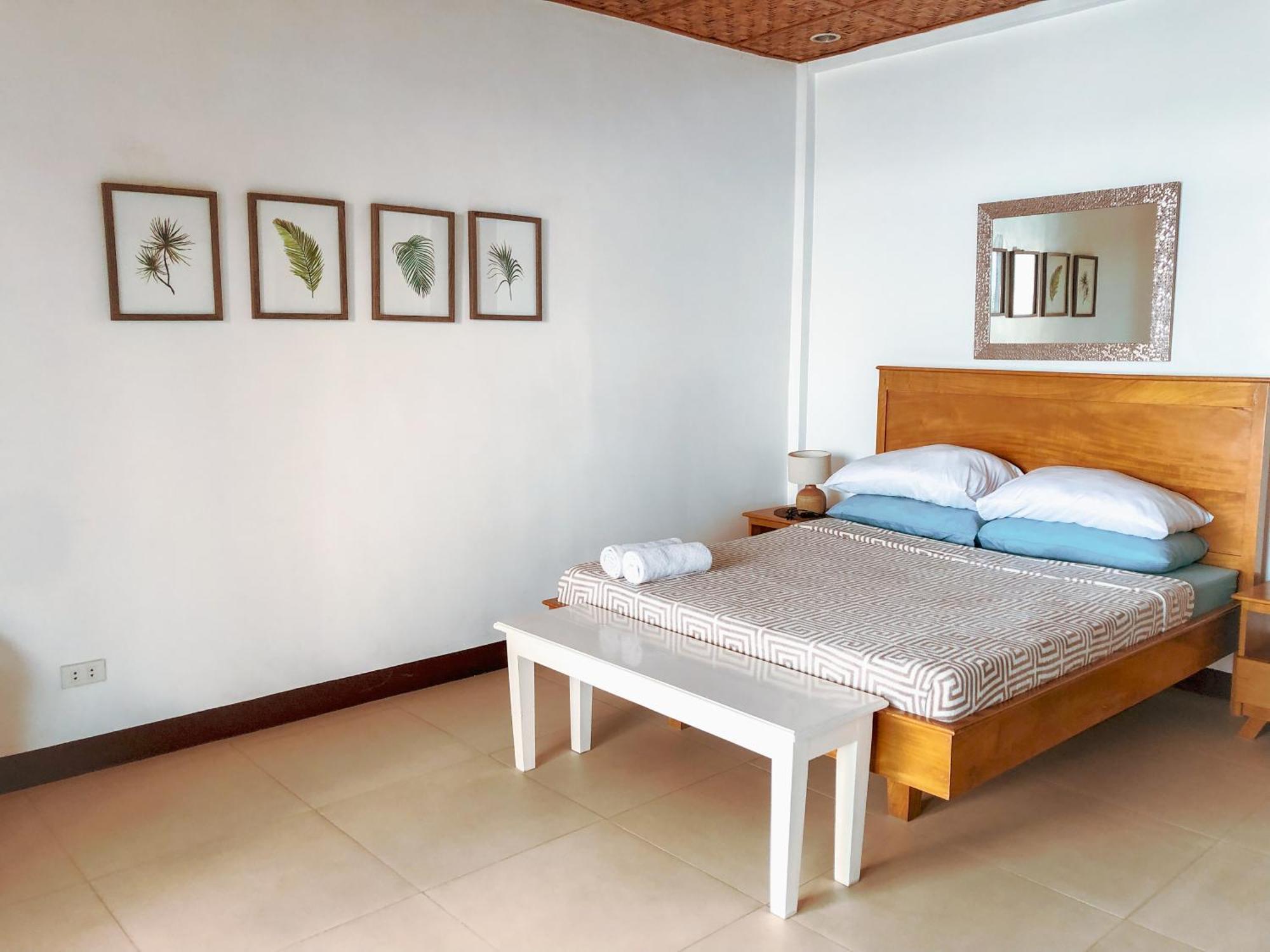 Wuthering Heights Bed & Breakfast By The Sea Dumaguete City Екстер'єр фото