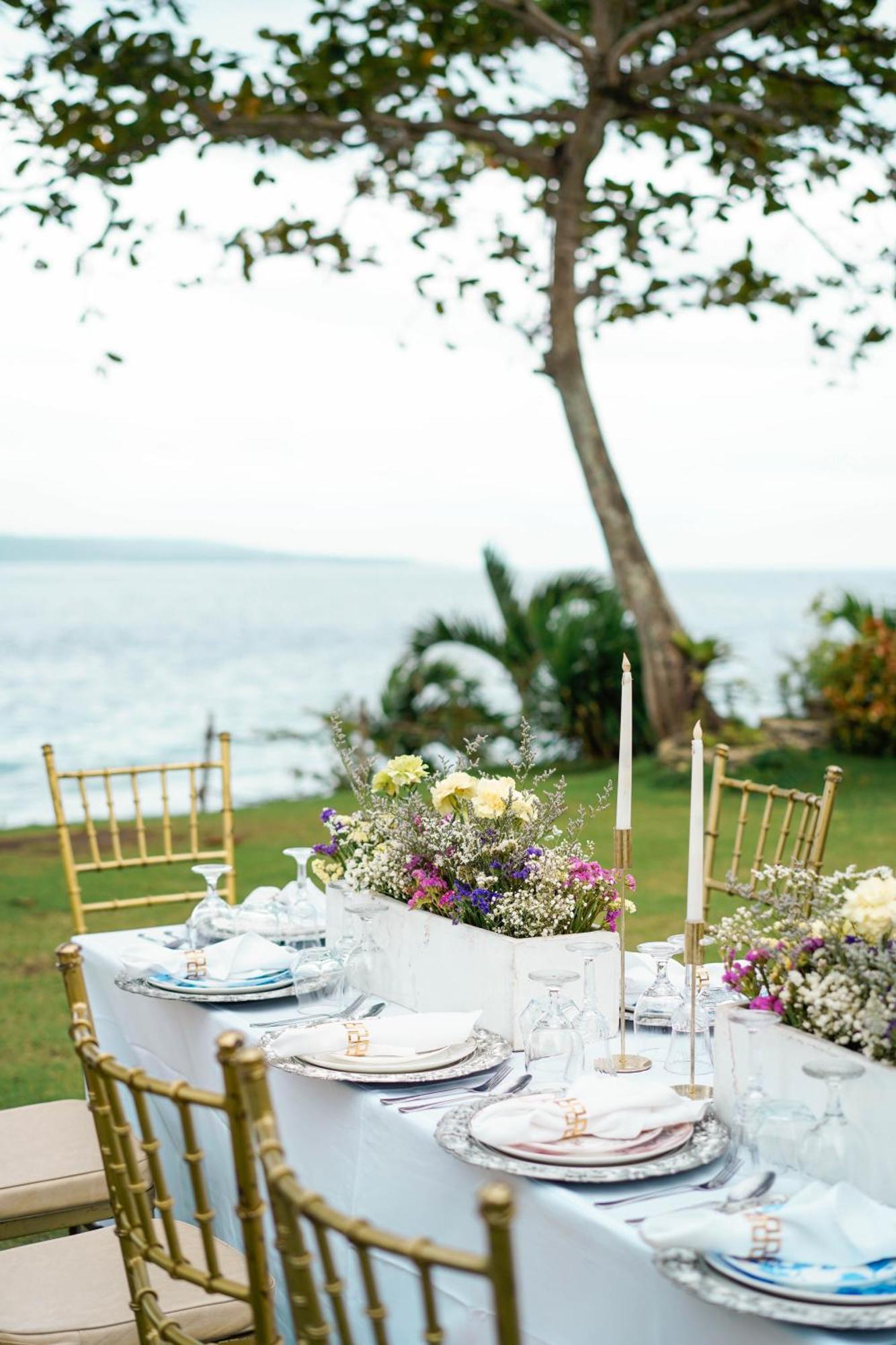 Wuthering Heights Bed & Breakfast By The Sea Dumaguete City Екстер'єр фото