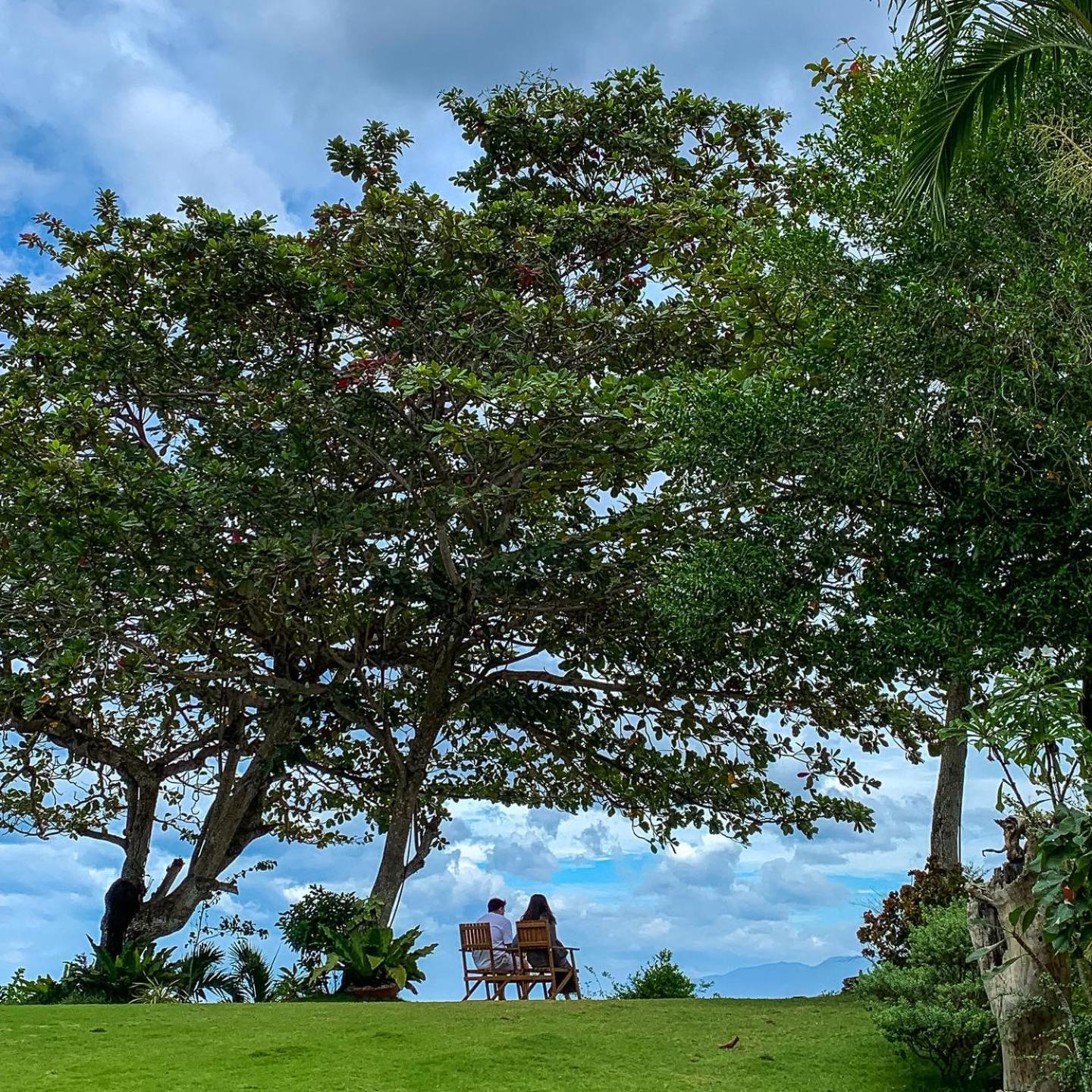 Wuthering Heights Bed & Breakfast By The Sea Dumaguete City Екстер'єр фото
